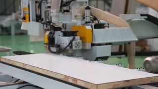 آلة النجارة الدقيقة للباب CNC .4
